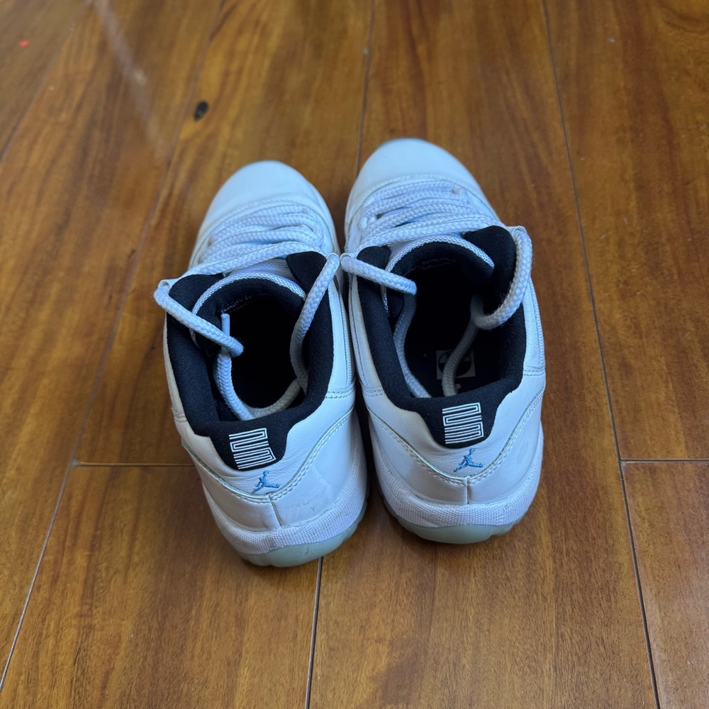 Jordan 11s - Picture 2 of 6